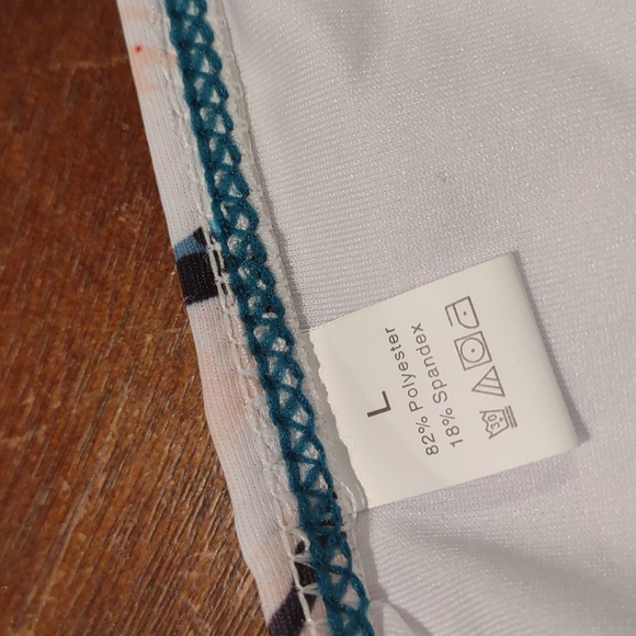 NWOT Woman Swim Bottoms Size L - Picture 5 of 6